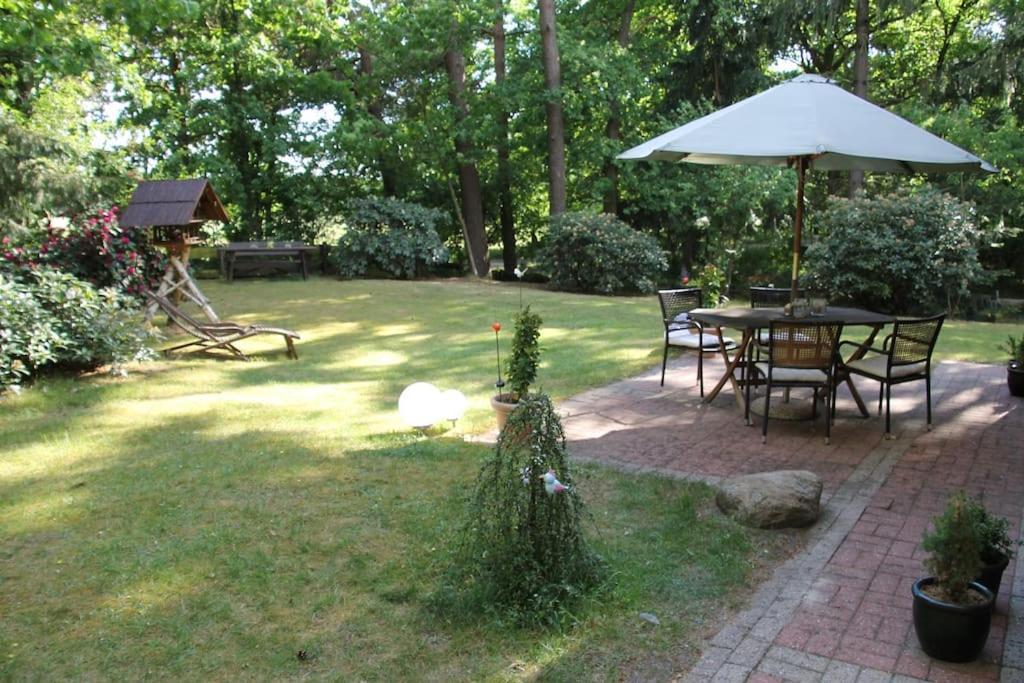Ferienhaus Am Waldesrand Hatten エクステリア 写真