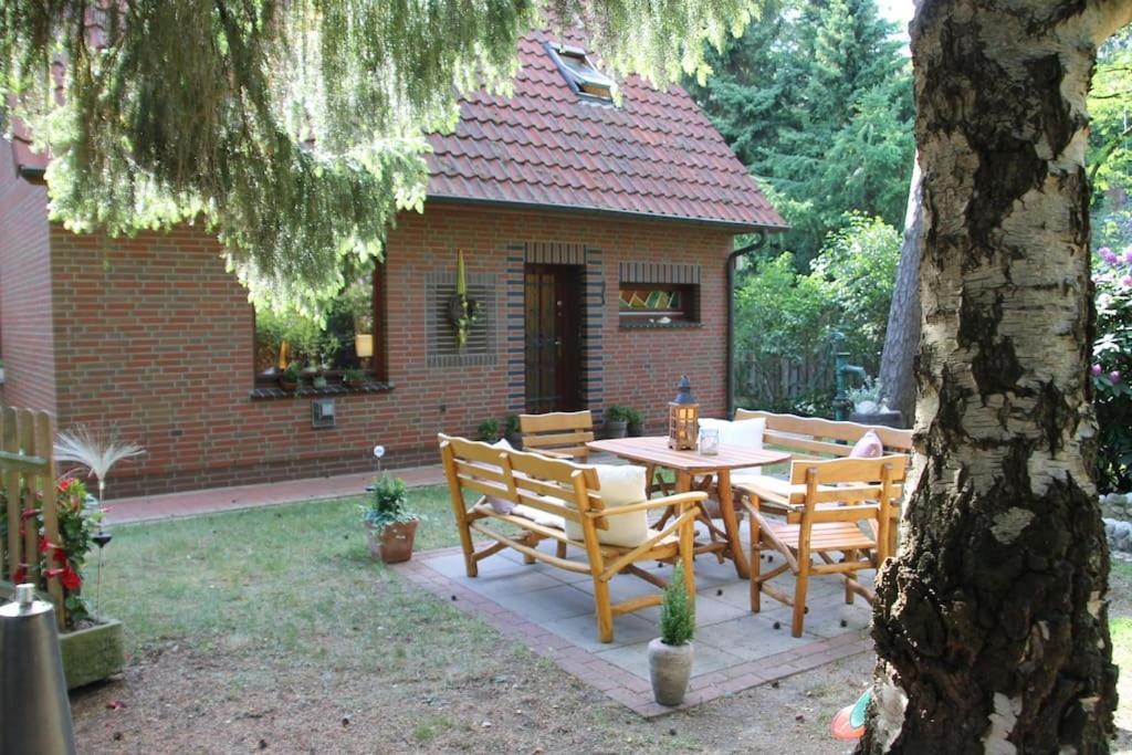 Ferienhaus Am Waldesrand Hatten エクステリア 写真